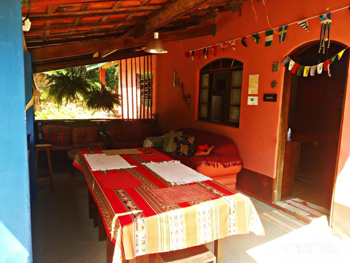 O Brejo Encantado Hospedagem E Hostel Embu Esterno foto